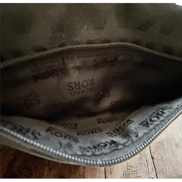 Michael Kors Austin Black Flat Continental Signature Wallet Leather Trim - Picture 15 of 16